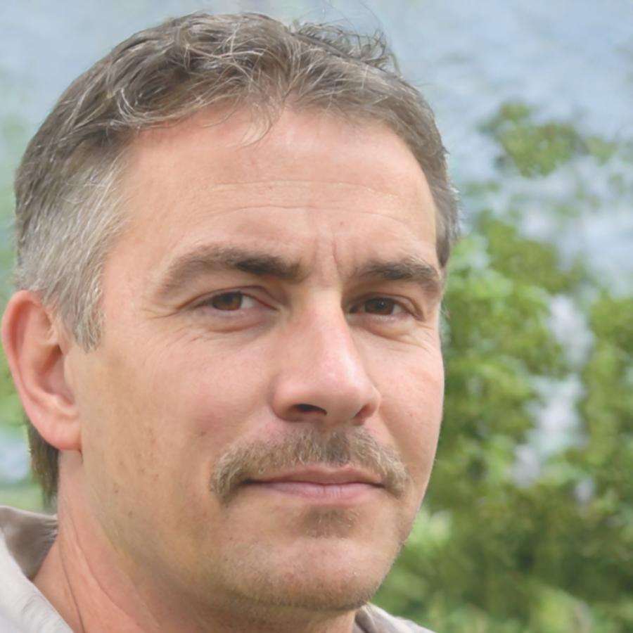 Carlos Rodríguez, Jefe de Investigación Analítica